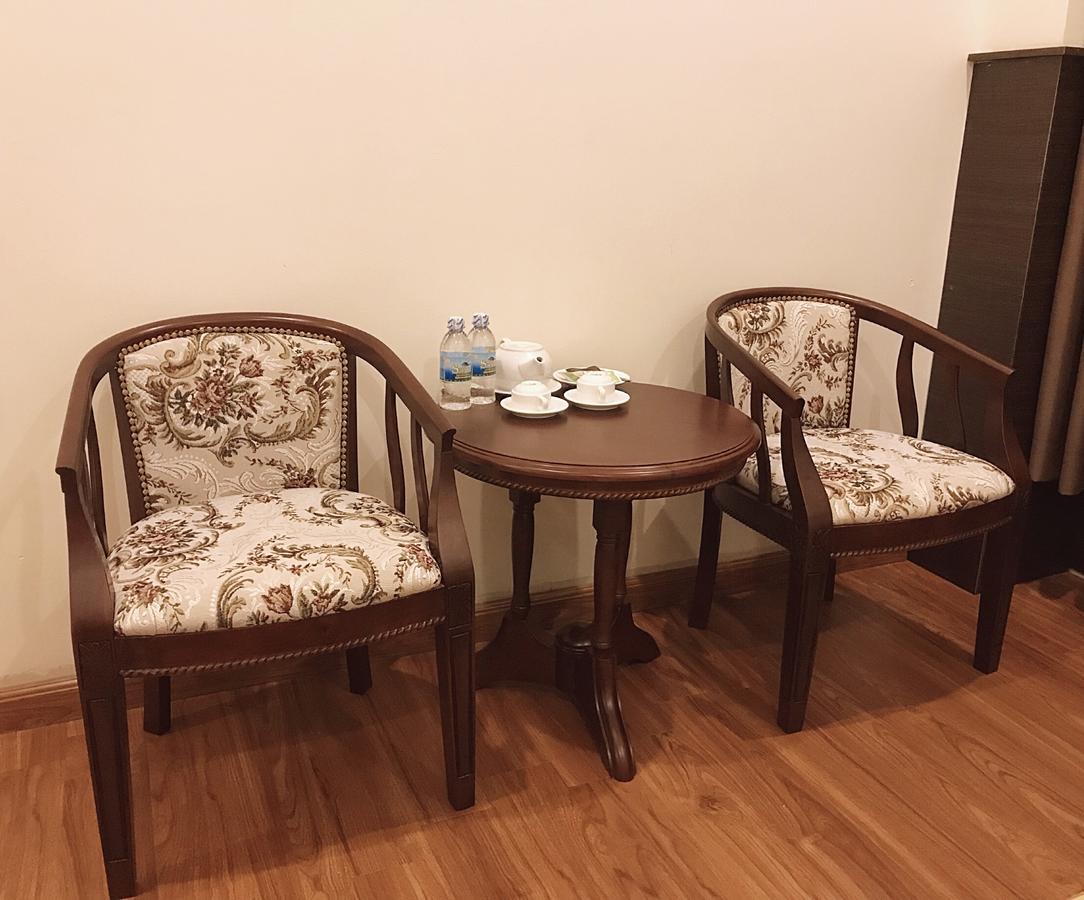 Lucky Star Hotel Buon Ma Thuot Bagian luar foto