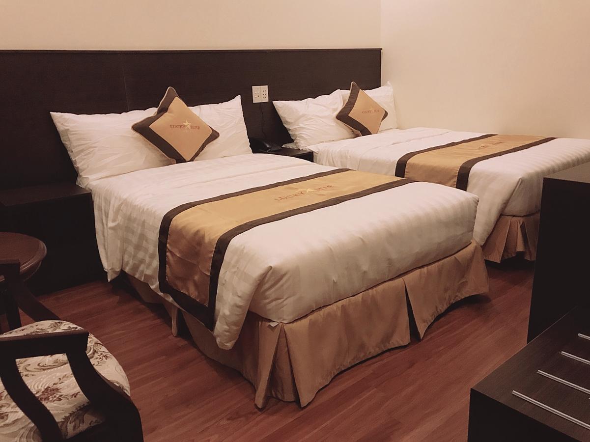 Lucky Star Hotel Buon Ma Thuot Bagian luar foto