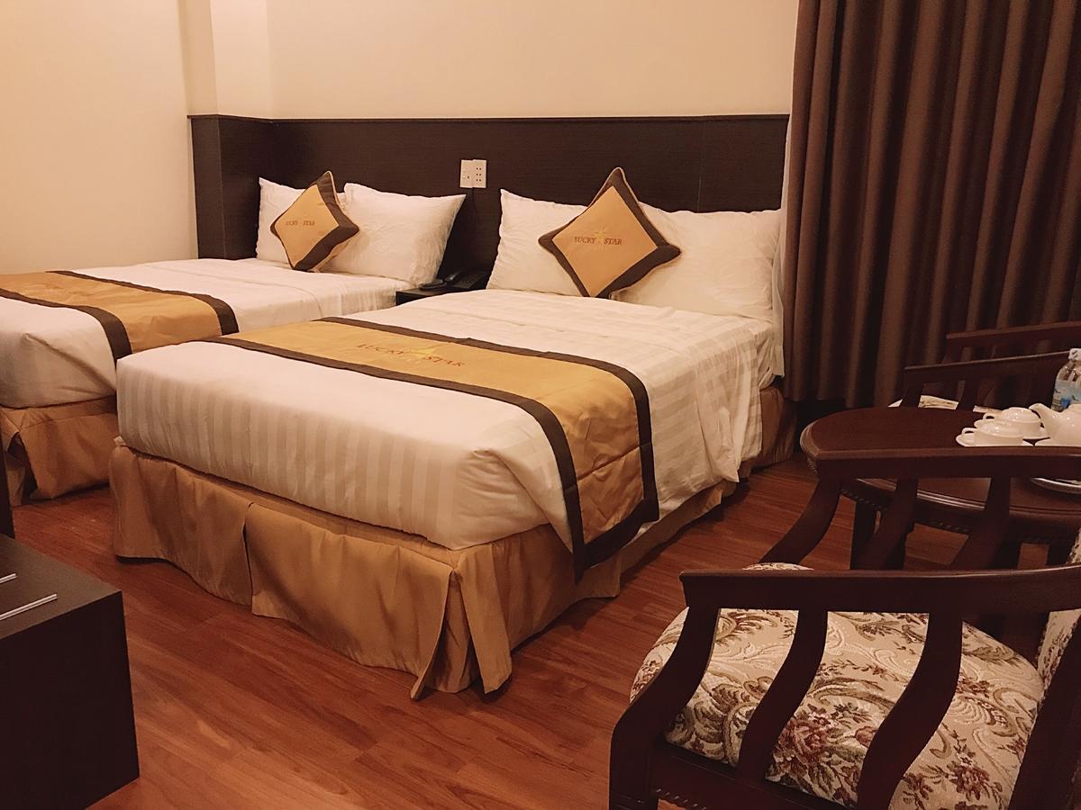 Lucky Star Hotel Buon Ma Thuot Bagian luar foto
